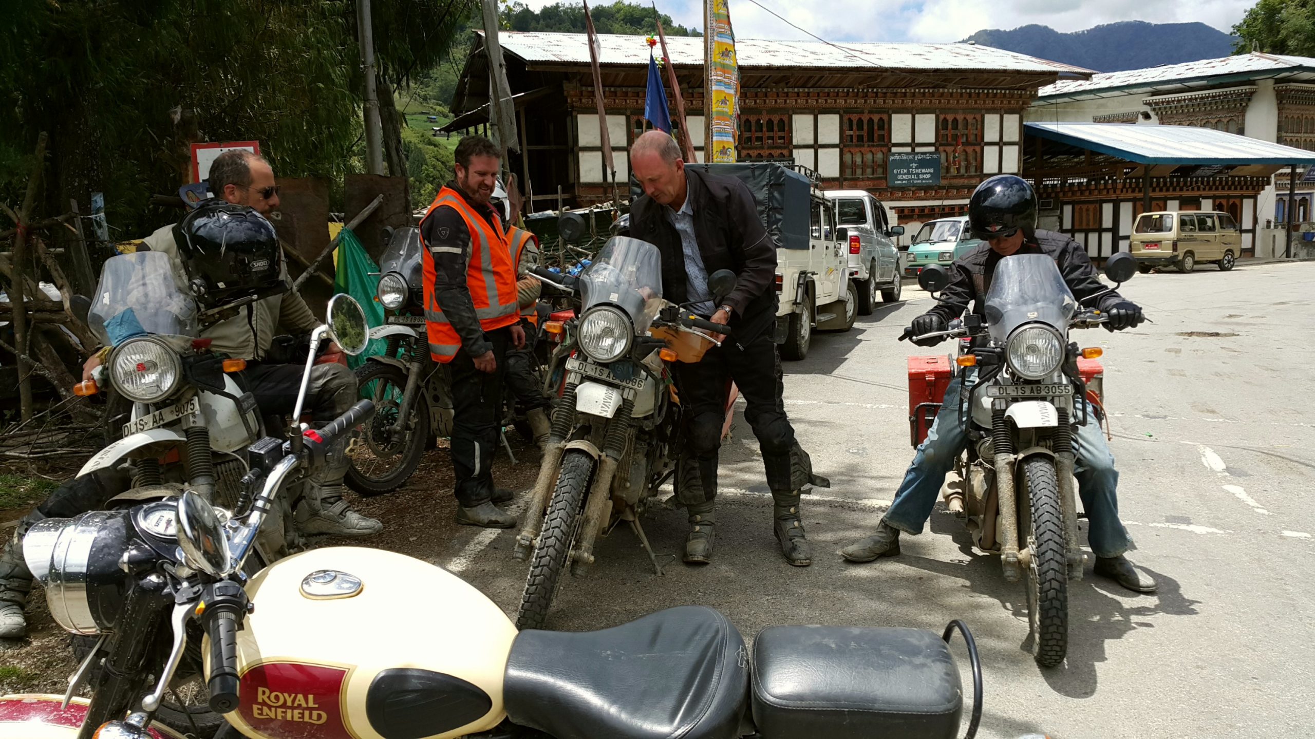 Haa to Punakha Valley – (4 hrs 30 mins) – 150 km